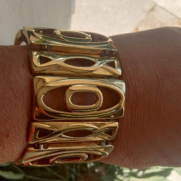 Kenneth Lane Signed Gold Tone VTG Oval Panel Link Heavy Statement Bracelet - Picture 7 of 15